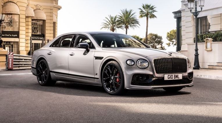 نقد و بررسی Bentley Flying Spur