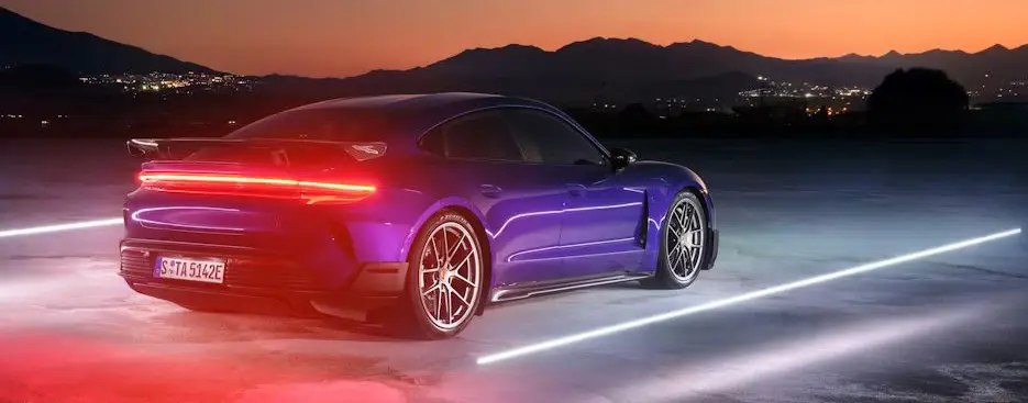 خودروی برقی اسپرت Porsche Taycan Turbo GT