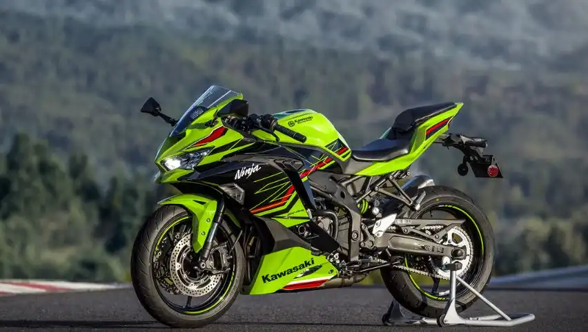 پنج تفاوت کلیدی کاوازاکی نینجا ZX-4R در مقابل کاوازاکی نینجا 400