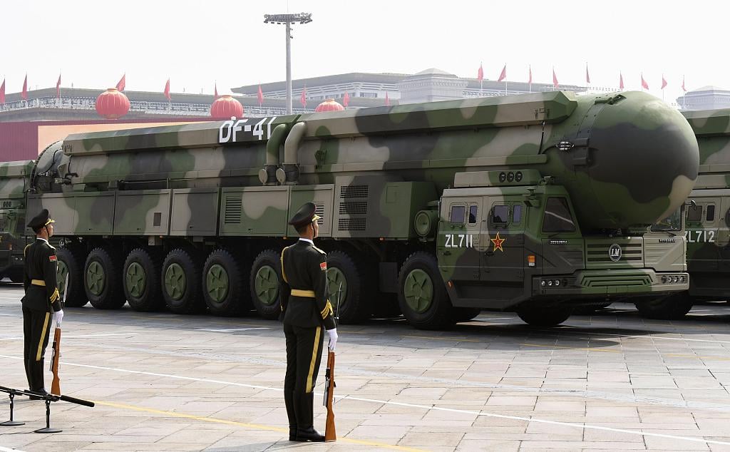 چین در خط مقدم توسعه تسلیحات هسته ای