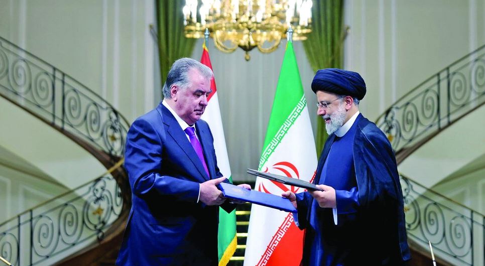 سفر رئیس جمهور ایران به تاجیکستان و احیای روابط
