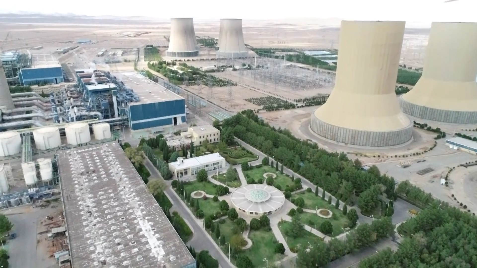طراحی و ساخت راه‌انداز جدید فن‌های برج خنک‌کننده واحدهای بخار در نیروگاه اصفهان